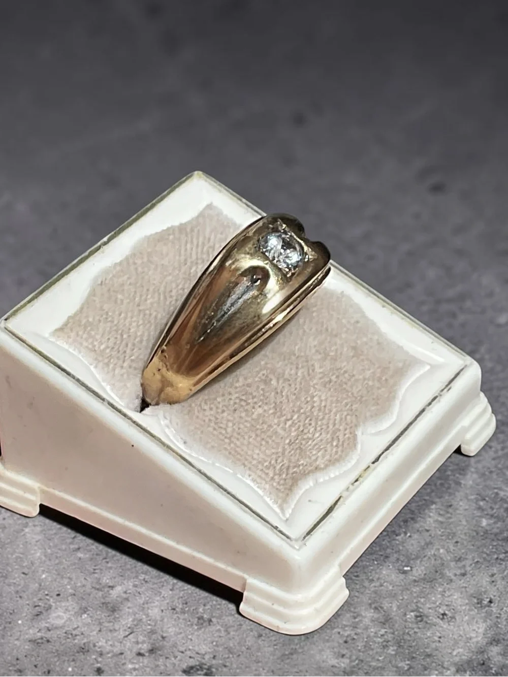 🌺Vintage Uncas Gold Filled CZ Ring